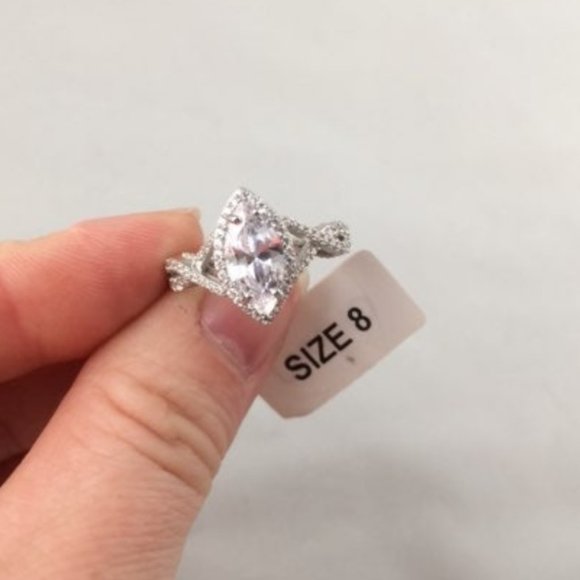Charmed Aroma Vintage Ring - Picture 1 of 4